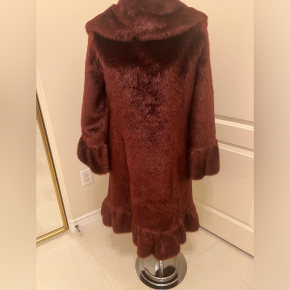 Terry Lewis Classic Luxuries Burgundy Faux Fur; Plush, Rich & real looking fur. - Picture 7 of 12